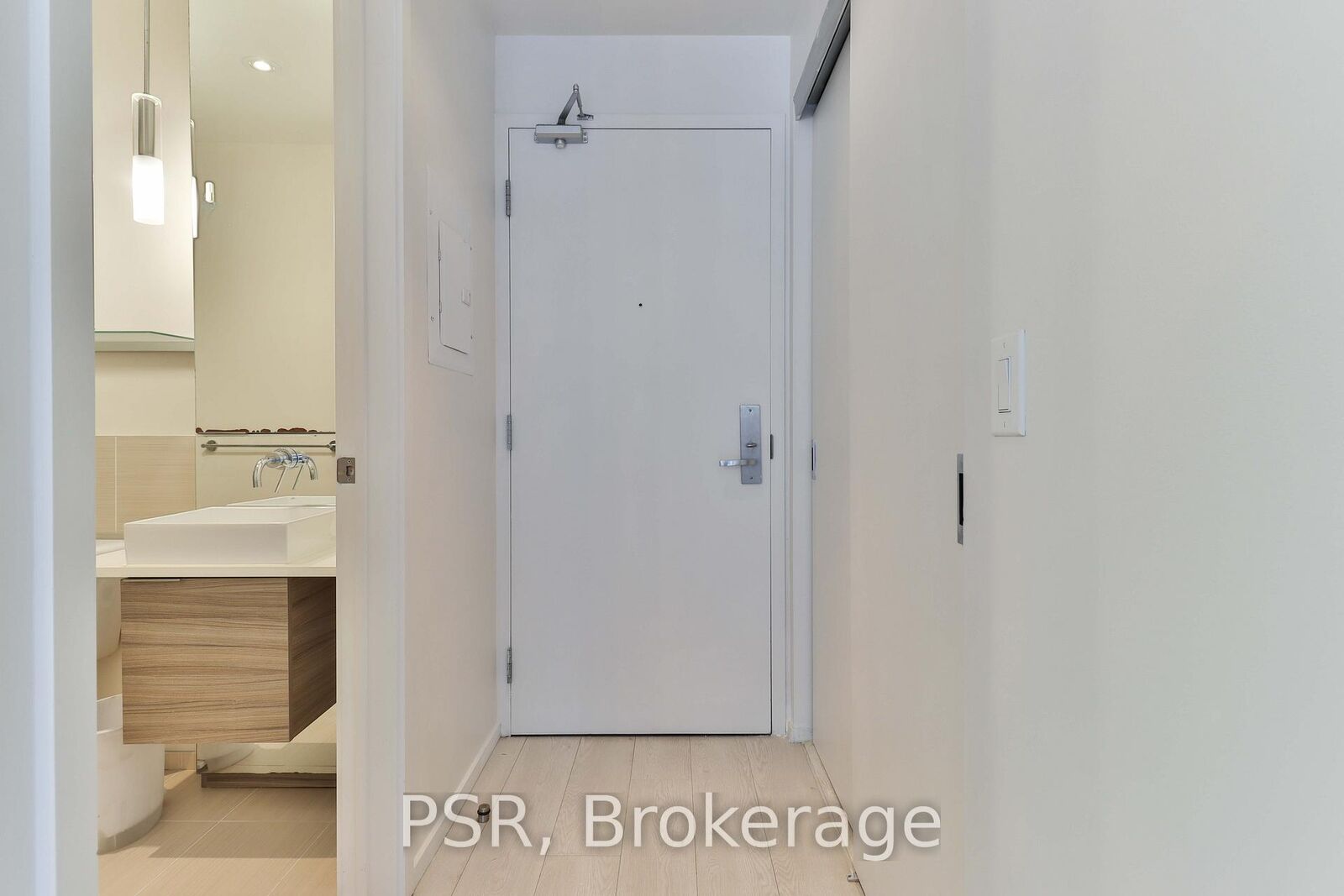 Property Photo:  8 Charlotte Street 410  ON M5V 0K4 