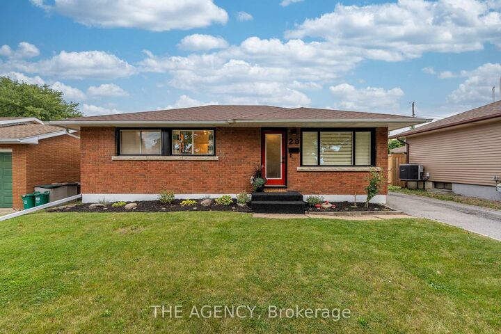 Property Photo:  20 Ridge Point Drive  ON L2T 2S9 