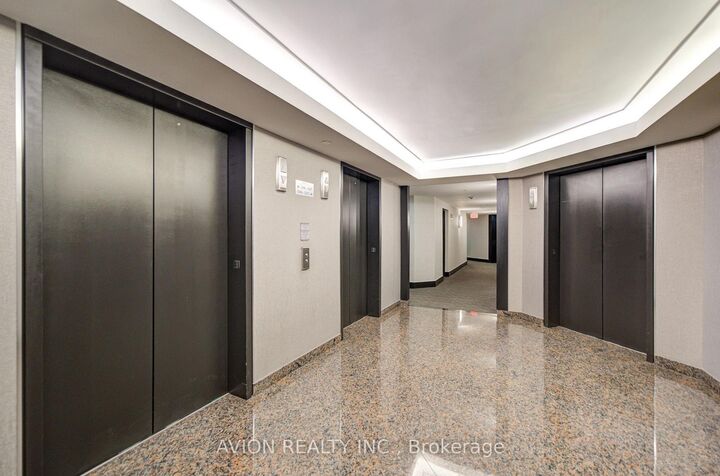 Property Photo:  38 Elm Street 3108  ON M5G 2K5 
