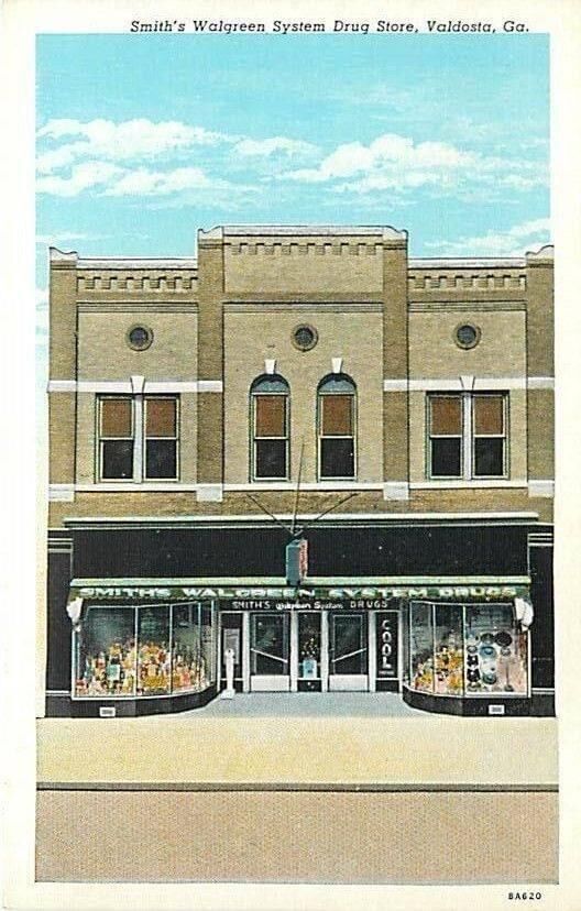 Property Photo:  113-115 Patterson Street *  GA 31601 