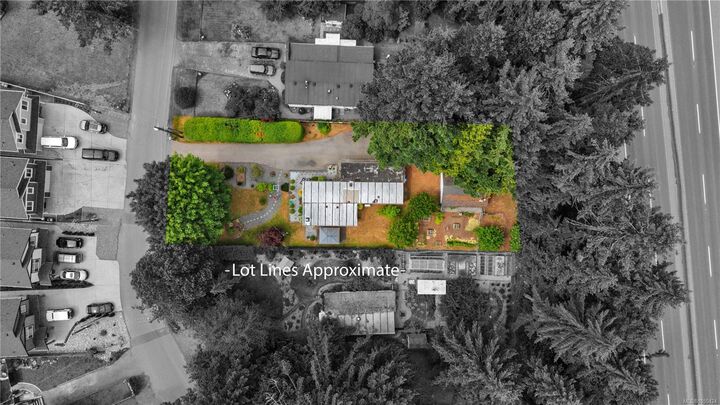 Property Photo: 6130 Pine Ridge Cres BC V9T 2N7