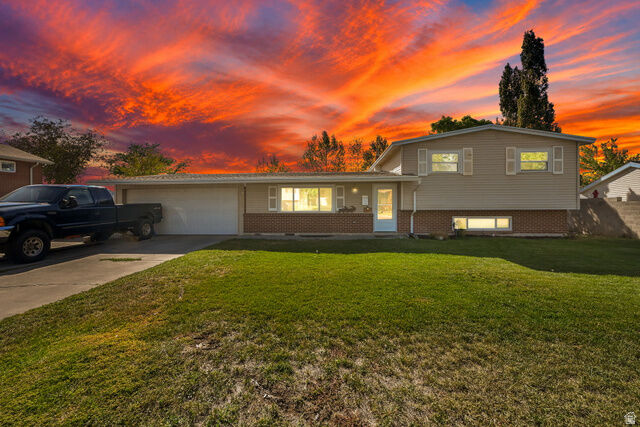 Property Photo:  6312 S 560 E  UT 84107 
