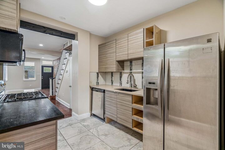 Property Photo: 2255 Waterloo Street PA 19133