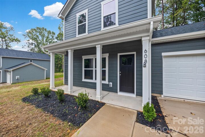 Property Photo:  608 W Lewis Street  NC 28034 