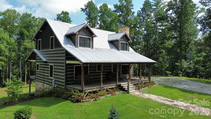 Property Photo:  10 Black Bear Valley Drive  NC 28792 