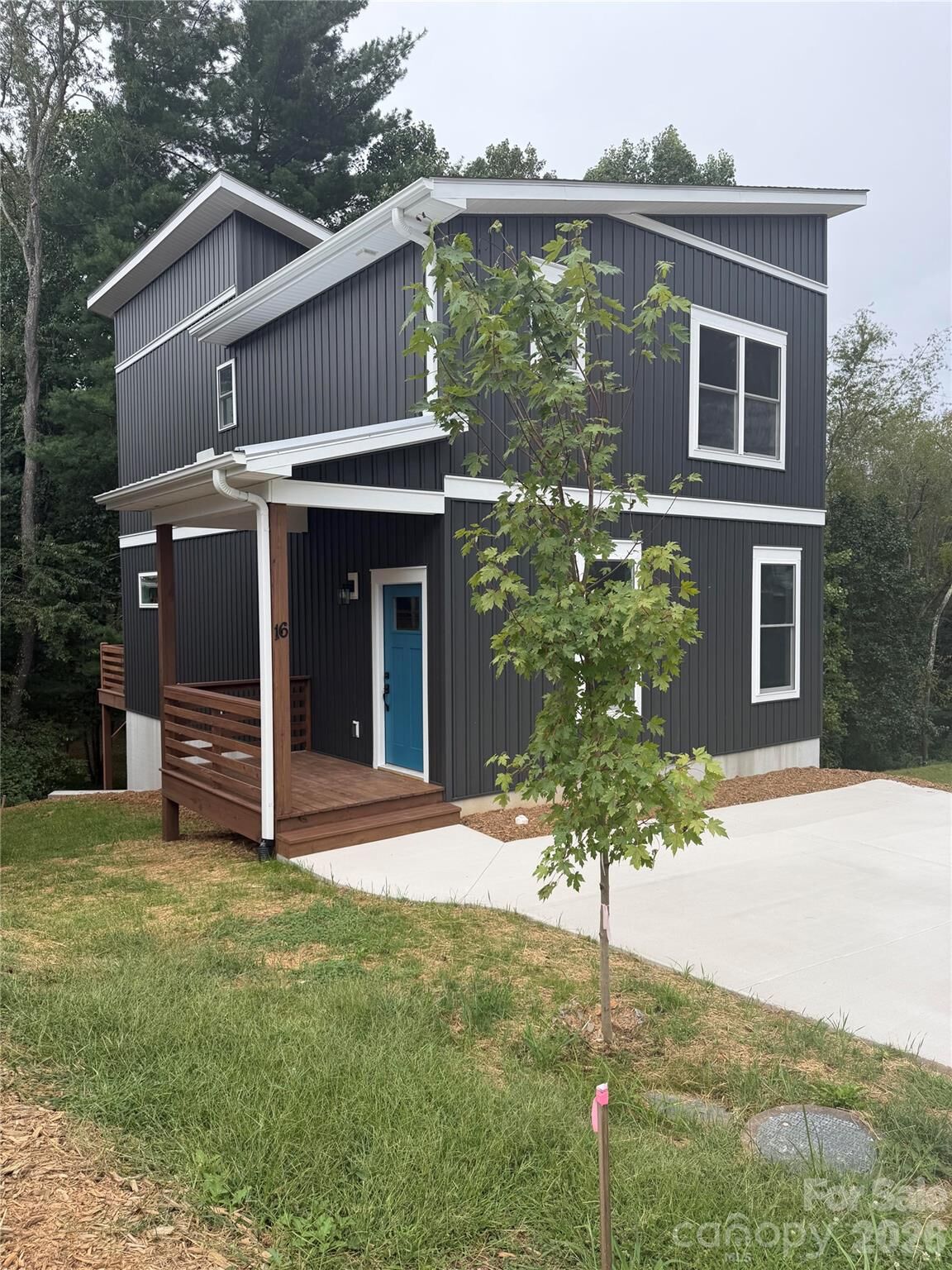 Property Photo:  16 Escondido Drive  NC 28806 
