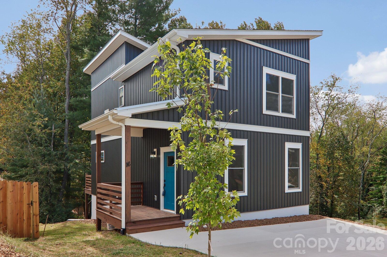 Property Photo:  16 Escondido Drive  NC 28806 