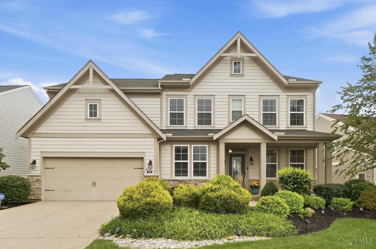 Property Photo:  9750 Kensington Lane  OH 45040 