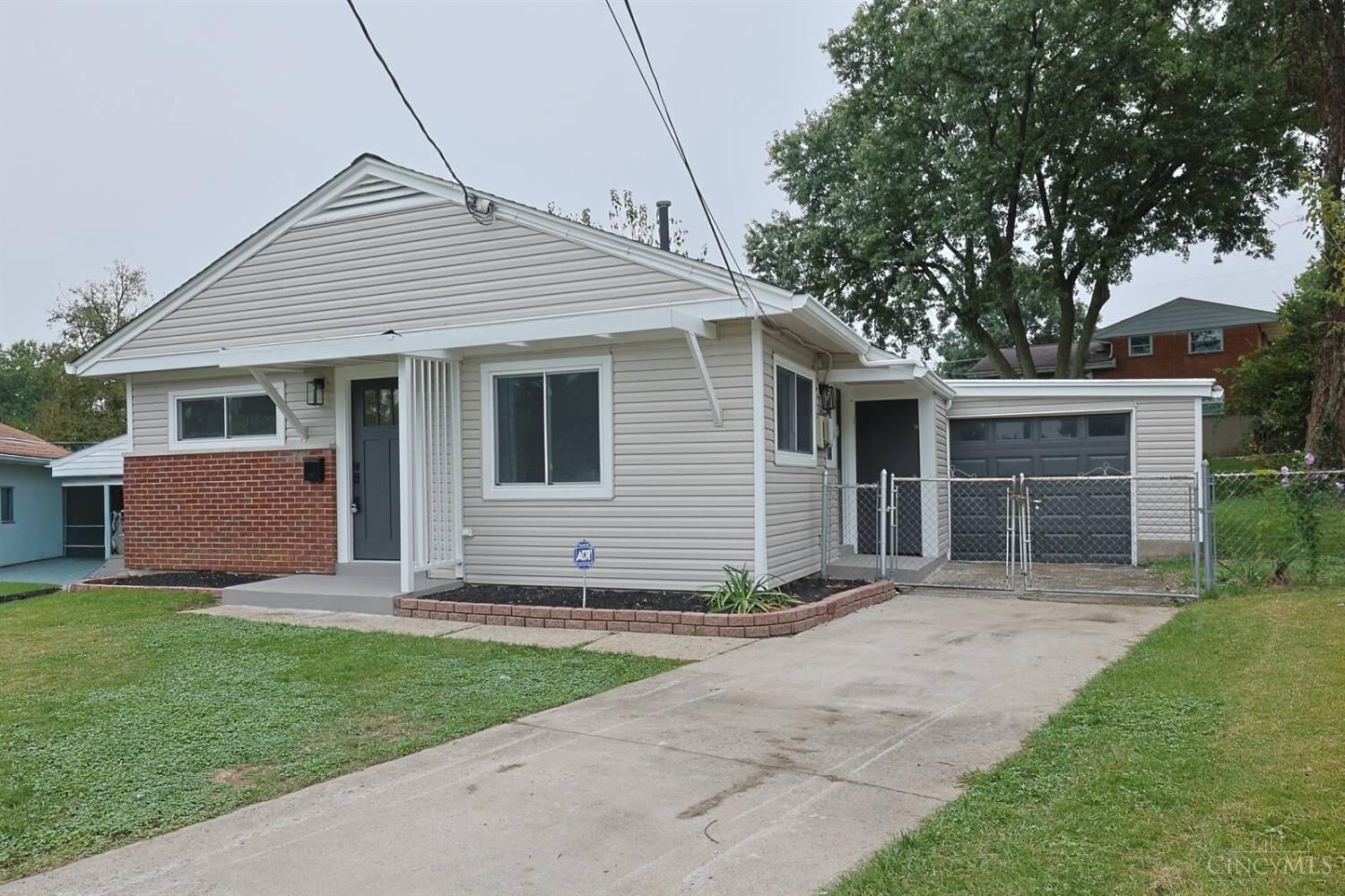 Property Photo: 6580 Redwing Court OH 45239
