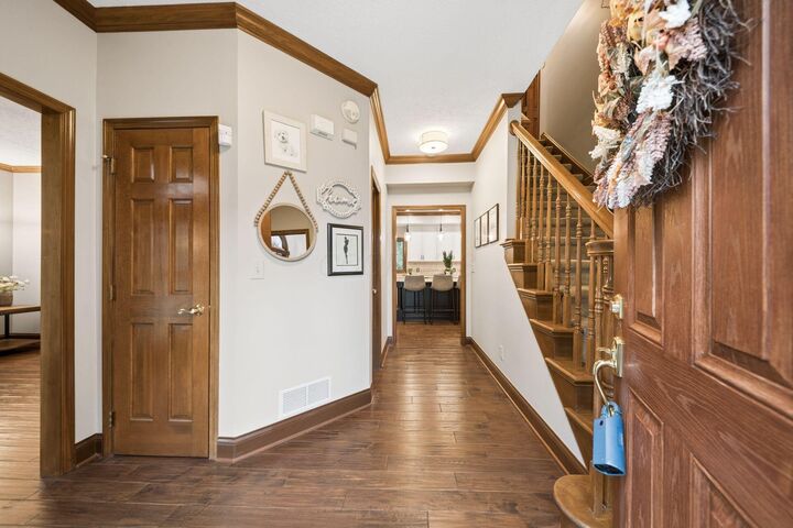 Property Photo: 5690 Cypress Court OH 43082