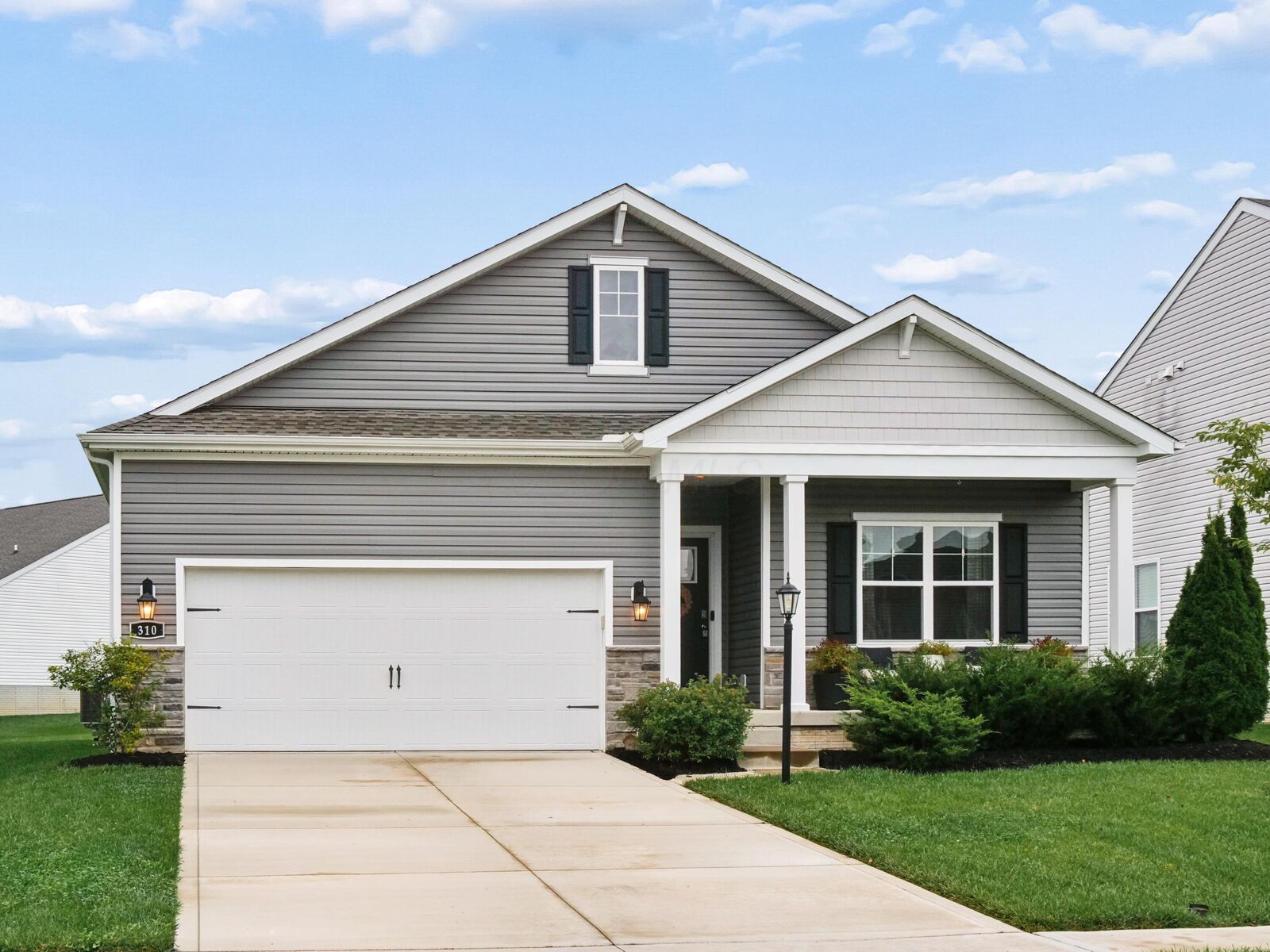 Property Photo:  310 Mahogany Lane  OH 43116 