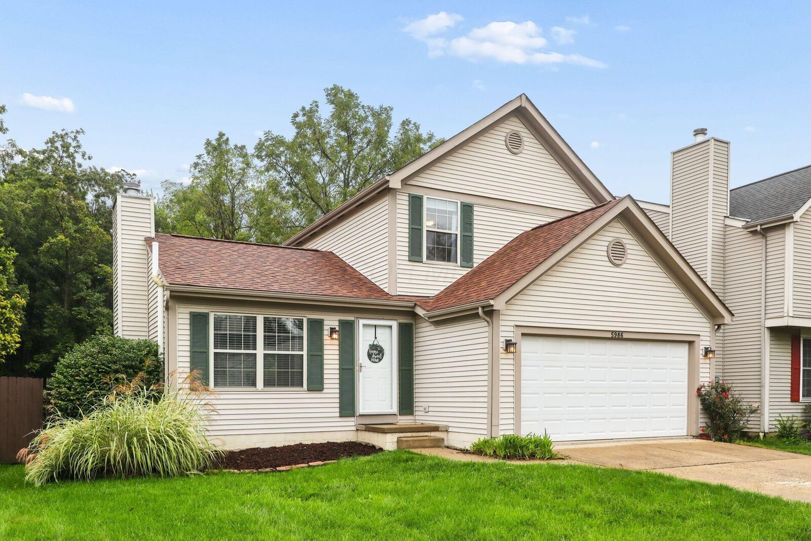 Property Photo:  5986 Wexford Park Drive  OH 43228 