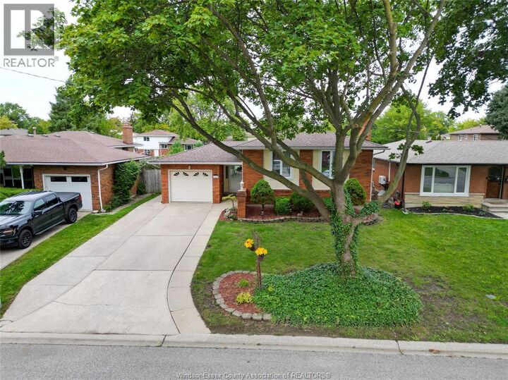 Property Photo:  9810 Asgard Road  ON N8R 1E2 