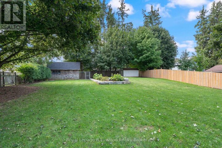Property Photo:  19 Queen Street East  ON N0J 1R0 
