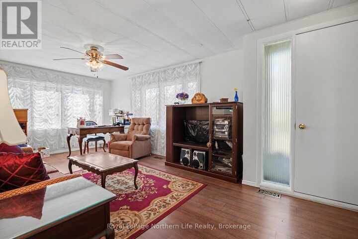 Property Photo:  196 Railway Street  ON P2B 3B2 