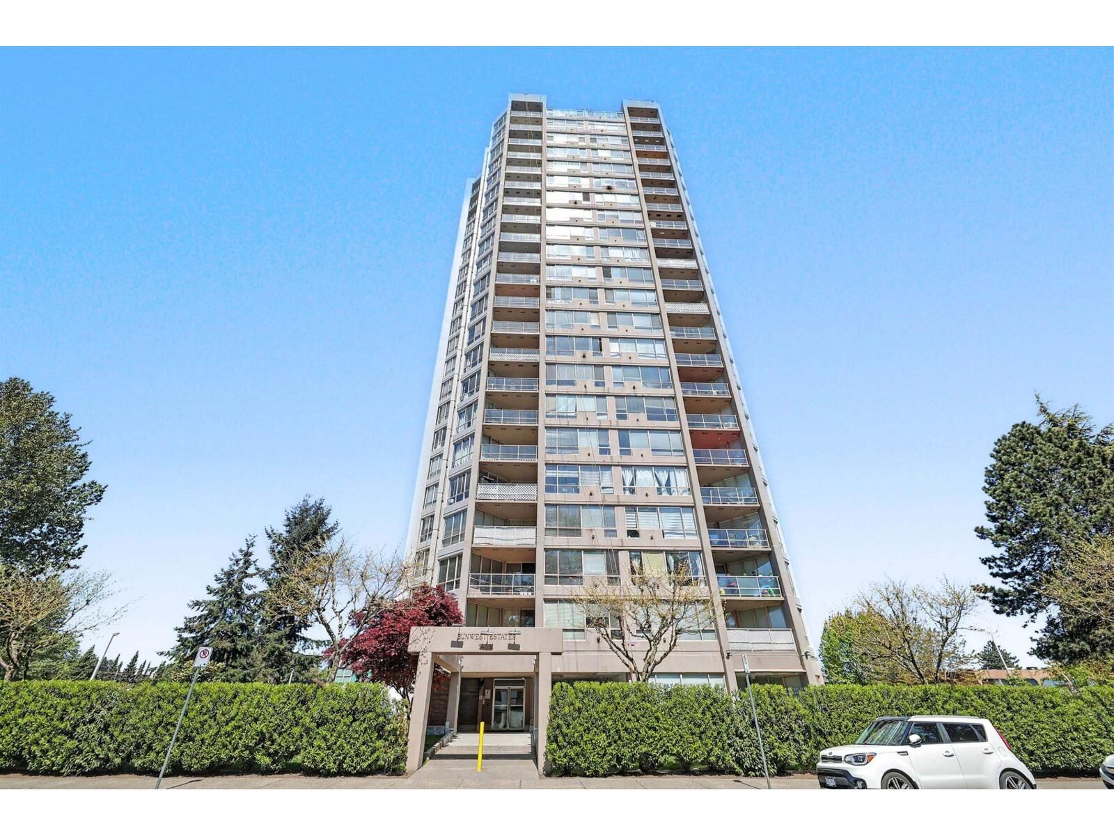 Property Photo:  14881 103A Avenue 1701  BC V3R 0M5 