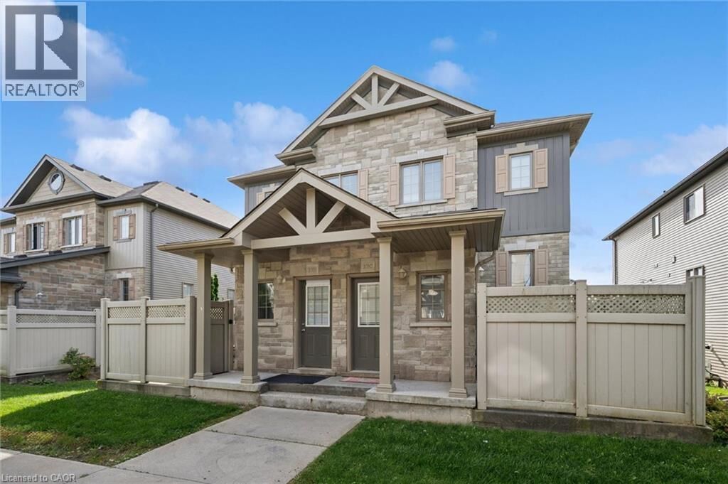 Property Photo:  931 Glasgow Street 27B  ON N2N 0B6 