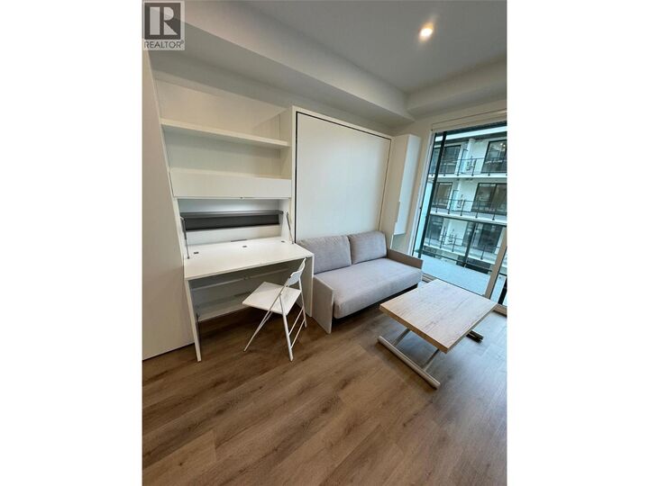 Property Photo:  1274 Devonshire Avenue 445  BC V1Y 0M7 