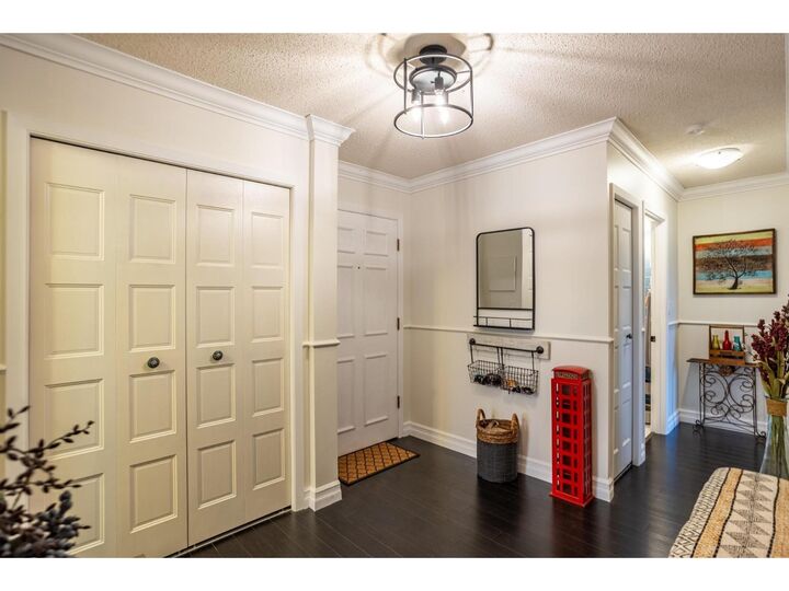 Property Photo:  1390 Martin Street 301  BC V4B 3W5 