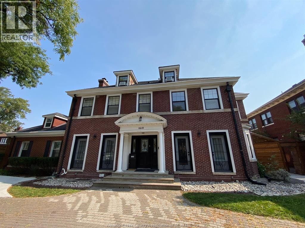 Property Photo:  1610 Victoria Avenue Upper  ON N8X 1P7 