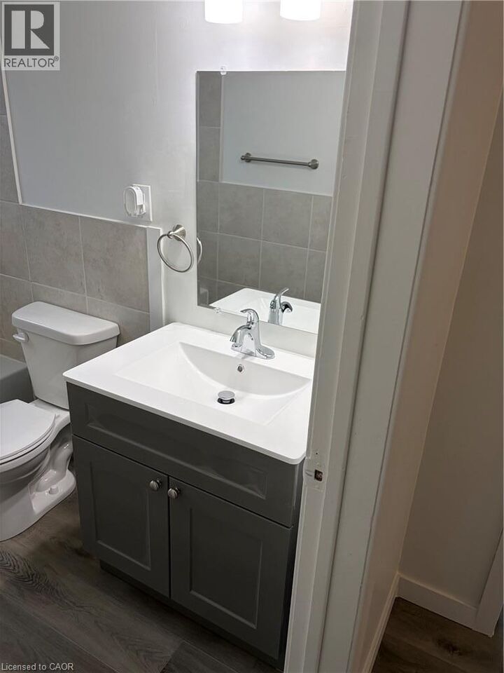Property Photo:  120 Clive Road 4  ON N2H 3N6 