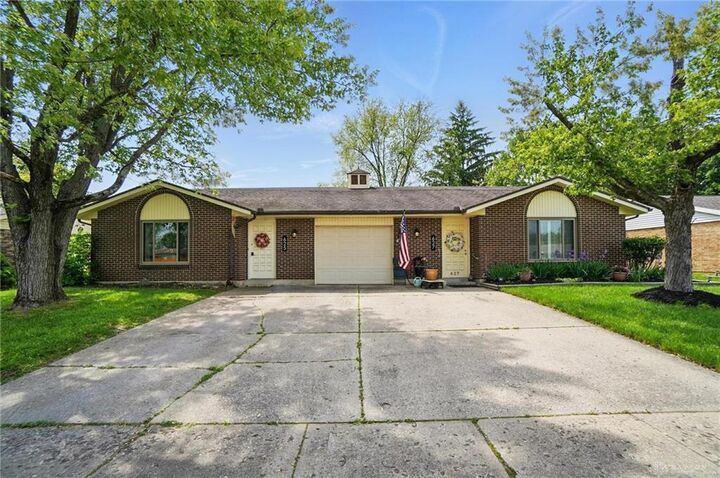 Property Photo: 625-627 Bellaire Drive 627 OH 45417