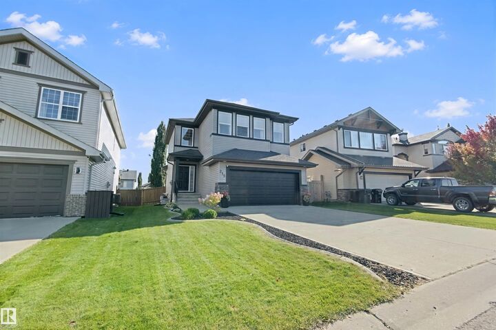Property Photo:  215 Henderson Link  AB T7X 0C7 