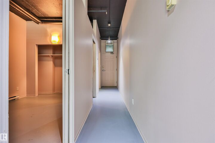 Property Photo:  10024 Jasper Avenue NW 701  AB T6J 1R9 
