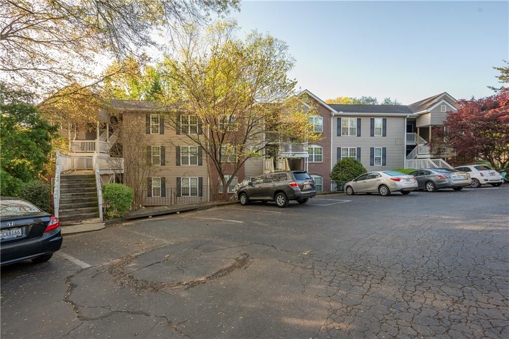 Property Photo:  466 Teal Court  GA 30076 