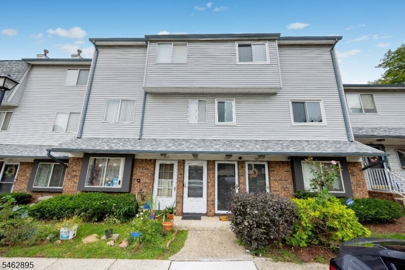 Property Photo:  306 Arsdale Ter  NJ 07083 