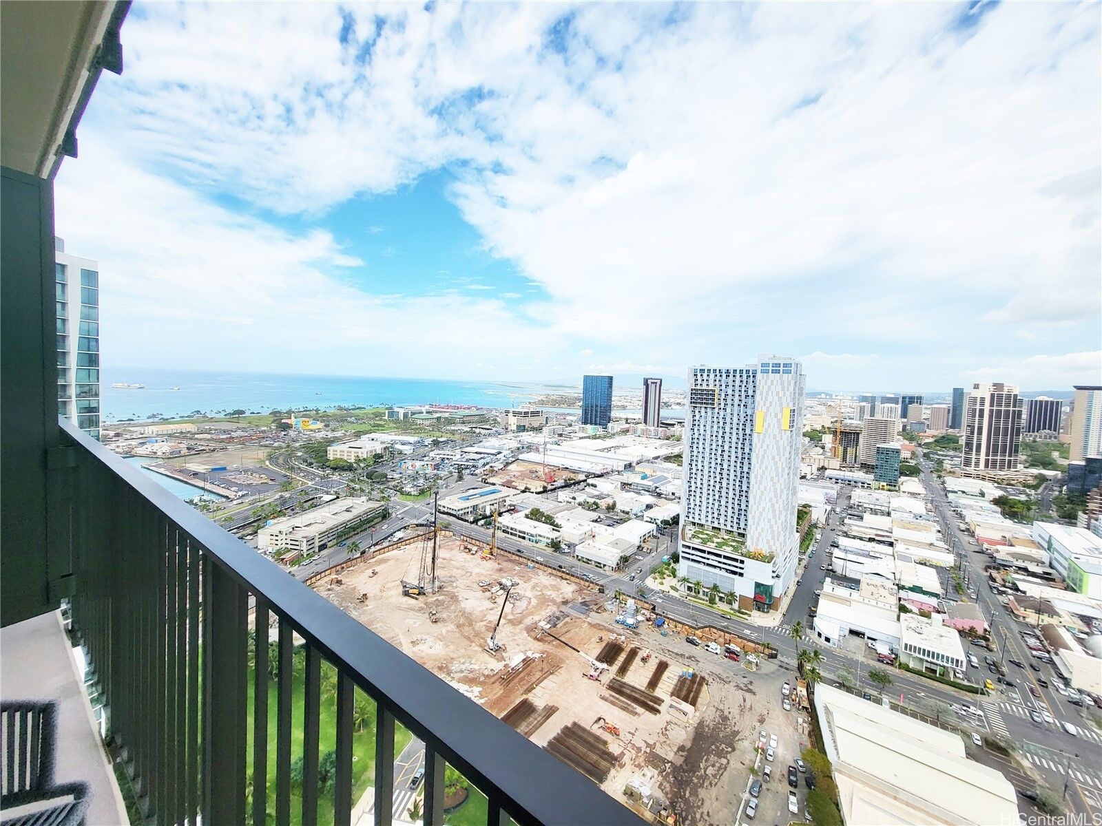 Property Photo: 987 Queen Street 3713 HI 96814