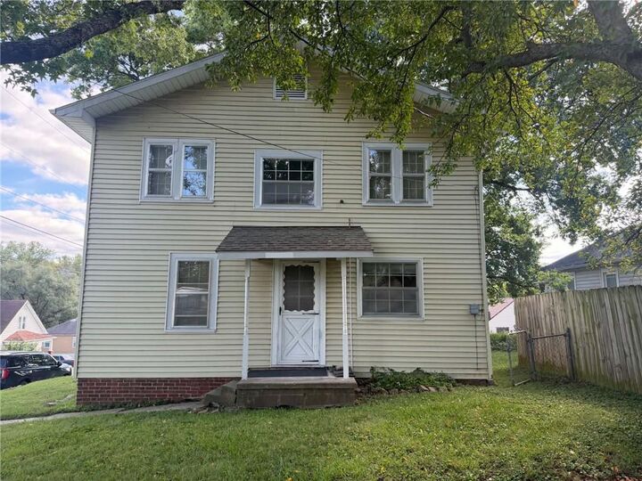 Property Photo: 1813 Clifford Street MO 64505