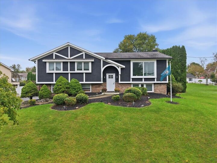 Property Photo:  2930 Oakland Road  PA 18017 