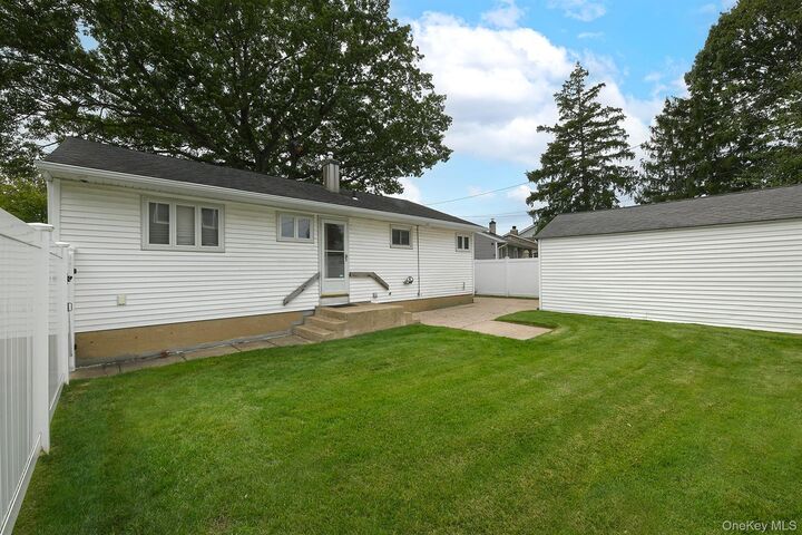 Property Photo:  654 Carlyle Avenue  NY 11010 