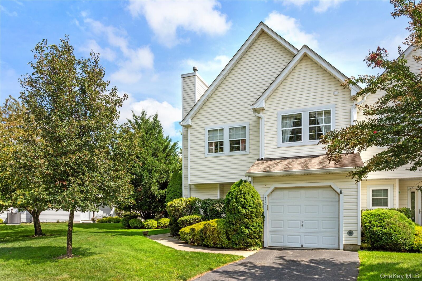 Property Photo:  317 Erik Drive  NY 11733 