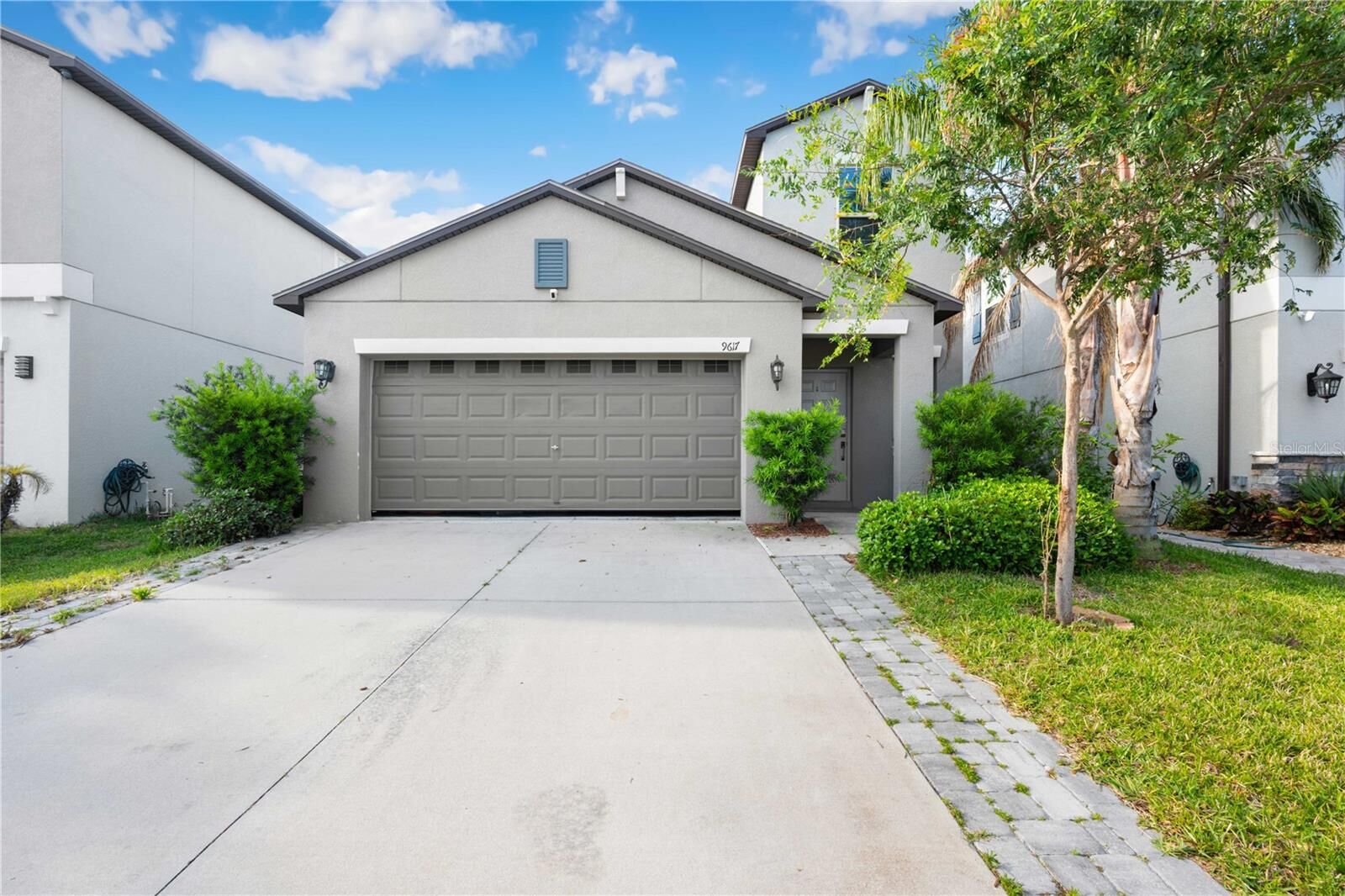 Property Photo:  9617 Channing Hill Drive  FL 33573 