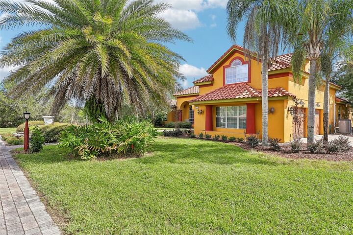 Property Photo:  32736 Wolfs Trail  FL 32776 