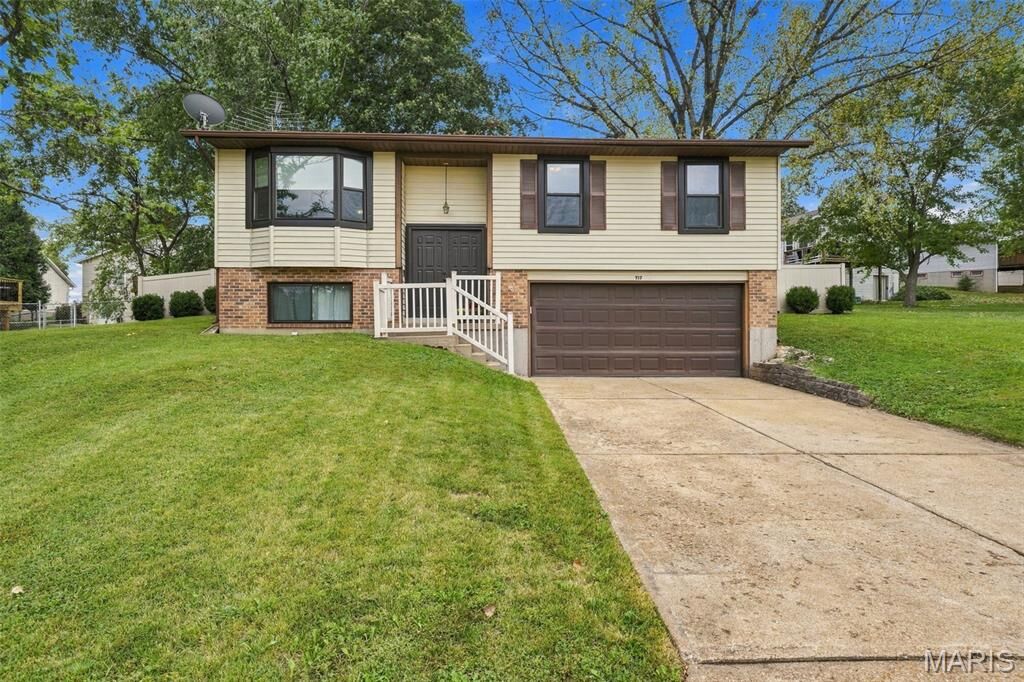 Property Photo: 717 Cypress Drive MO 63069