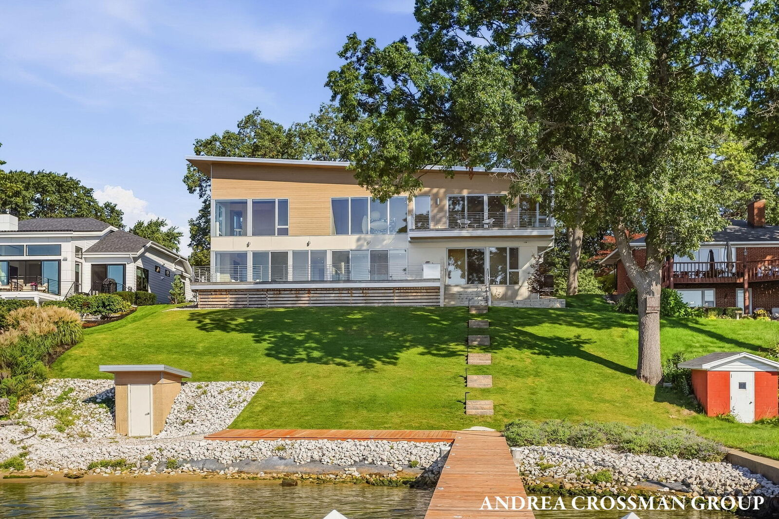 Property Photo:  602 Lawn Avenue  MI 49424 