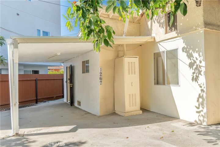 Property Photo: 1251 W 36th 1267 CA 90007