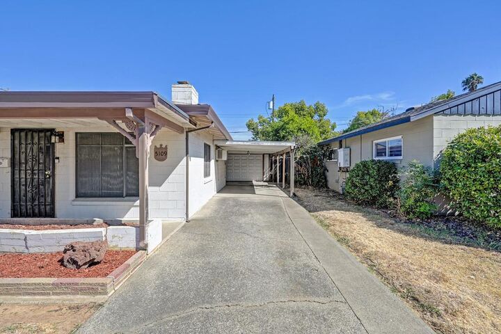 Property Photo: 5109 Argo Way CA 95820