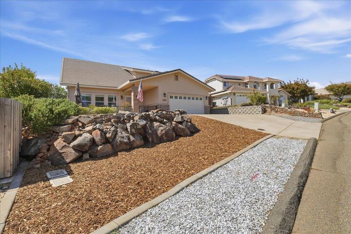 Property Photo:  3100 Woodleigh Lane  CA 95682 