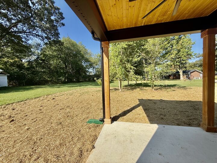 Property Photo:  1014 Hills Chapel Rd  TN 37355 