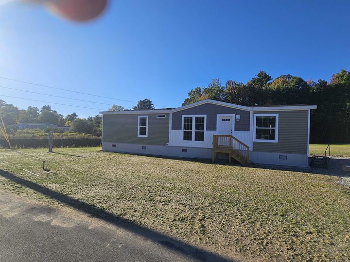 Property Photo: 6 Gallo Way NH 03052