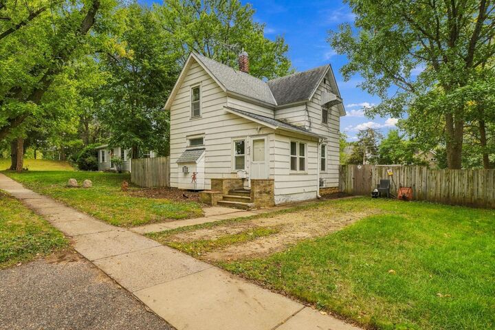 Property Photo: 536 E Maple Street WI 54022