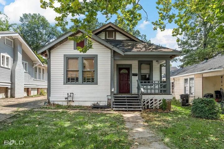 Property Photo:  315 Robinson Place  LA 71104 