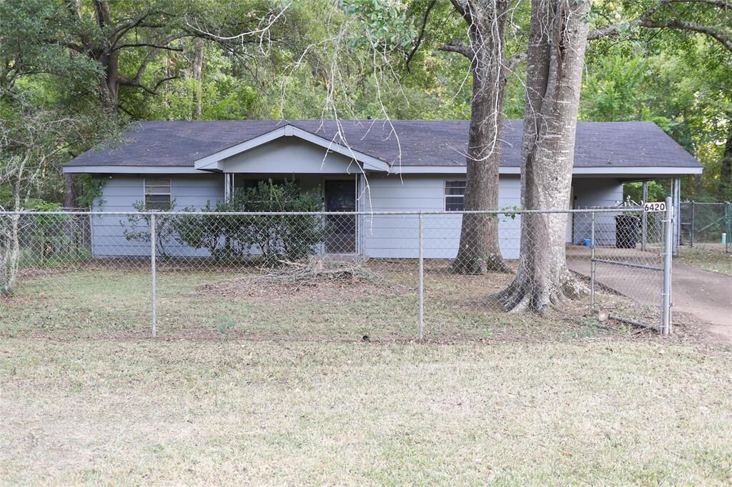 Property Photo:  6420 Highway 80  LA 71037 
