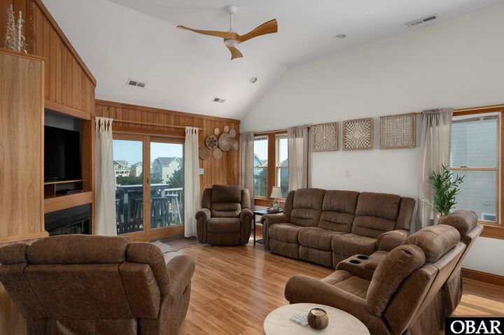 Property Photo: 4729 S Croatan Highway NC 27959