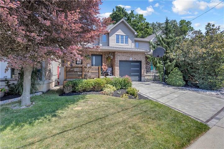 Property Photo:  5A Grand River Avenue  ON N3T 4Z3 