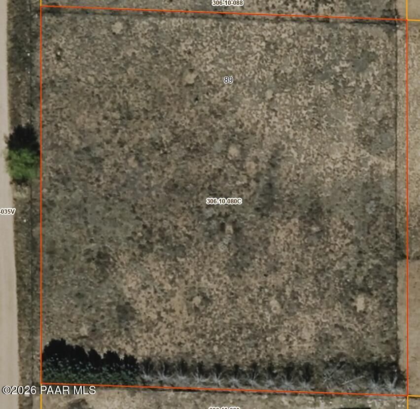 Property Photo:  00 N Navajo  AZ 86323 